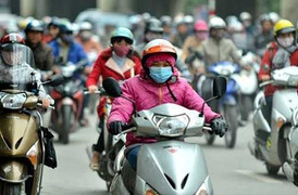 Mùa đông xe máy khó nổ, phải làm sao?