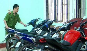 Bắt kẻ chuyên lừa mượn xe 'đi có việc' rồi mất hút