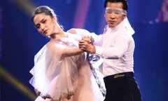 Hương Giang Idol hoá gái già dụ dỗ trai trẻ