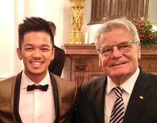Trọng Hiếu được Tổng thống Đức mời dự bữa tối