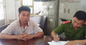 Đạp văng CSGT xuống đường, tài xế khai gì?