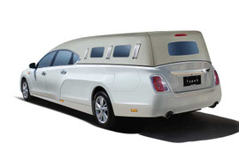 Hãng Mitsuoka ra mắt xe tang cao cấp đầu tiên trên thế giới