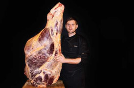 Bí mật của loại thịt bò giá hàng chục triệu đồng vẫn không sợ ế