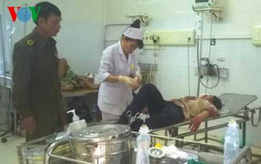 Đi đón vợ về không được, đâm chết mẹ vợ