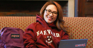 Mỹ Tâm gây bất ngờ với hình ảnh du học sinh tại Havard