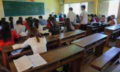 Lo không có việc làm, hàng loạt sinh viên sư phạm bỏ học