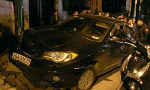 Thêm vụ xe 'điên' tông hàng loạt xe máy vừa xảy ra ở Hà Nội