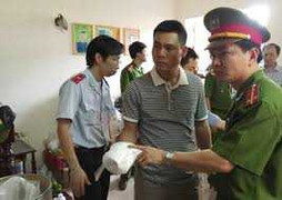 Triệt phá đường dây mua bán chất tạo nạc quy mô lớn