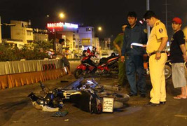 Truy tìm tài xế xe ben tông người rồi bỏ trốn giữa đêm