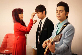 Danh ca Bảo Yến dìu dắt con trai hát nhạc của chồng