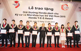 10 sinh viên Việt nhận phần thưởng hơn 30.000 USD