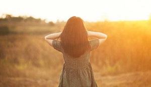 Đừng để những nỗi sợ vô hình chen lấn rồi không dám yêu cuồng nhiệt