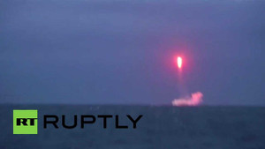 Video: Toàn cảnh tàu ngầm Nga phóng thử tên lửa đạn đạo xuyên lục địa