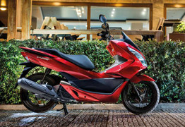 Honda PCX 125 trang bị chìa khóa thông minh lên phiên bản mới