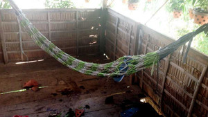 Trung uý biên phòng đâm 2 mẹ con chủ quán karaoke rồi bỏ trốn