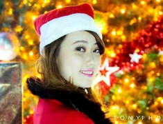 Hot girl xứ Thanh xinh đẹp trong bộ ảnh đón Noel