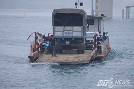 Những chuyến phà cuối cùng trên sông Đà đoạn qua Hà Nội