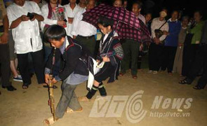 Vì sao trai Tây lại mê mệt gái Mông?