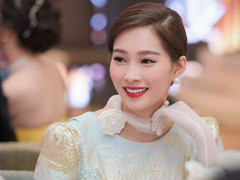 Hoa hậu Thu Thảo đẹp hoàn hảo ở mọi góc nhìn