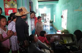 Bị lừa mang xe ăn cắp đi cầm, đánh chết bạn trước mặt công an