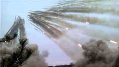 Clip: Choáng ngợp cảnh phóng rocket ào ào như mưa rào