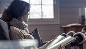 7 điều chứng tỏ yêu một cô nàng hướng nội là may mắn của bạn