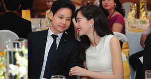 Hoa hậu Đặng Thu Thảo tình tứ bạn trai đại gia Trung Tín