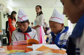 Tặng 10 thư viện cho học sinh nghèo