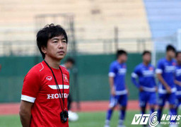 Miura 'lực bất tòng tâm' khi thử đá đẹp kiểu HAGL