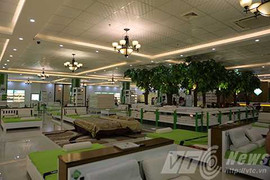 Bên trong showroom chỉ phục vụ người Trung Quốc ở Đà Nẵng có gì?