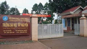 Bố sinh viên đến nhà, giảng viên nể nang tráo bài thi