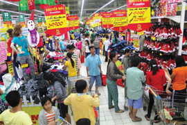 Người dân 'chán' mua sắm, chỉ số giá tiêu dùng thấp nhất 14 năm