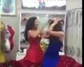 Thúy Nga tái hiện sự cố trao nhầm vương miện tai tiếng tại Hoa hậu Hoàn vũ