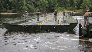 Cây cầu dùng để tấn công IS ở Ramadi được dựng thế nào?