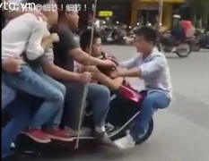 Những video hot nhất trên Facebook ngày 24/12