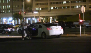 Bị tàu hỏa tông mạnh, Honda Civic vẫn chạy bình thường