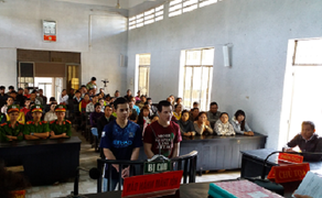 Xử 2 gã 'yêu râu xanh' thay nhau hãm hiếp nữ sinh 14 tuổi