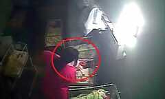 Clip: Nữ hộ sinh đánh bé sơ sinh 4 ngày tuổi nứt hộp sọ gây chấn động