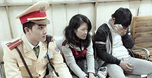 CSGT truy đuổi đôi nam nữ lấy trộm xe đạp điện