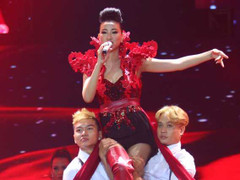 Maya 'rực lửa' ngày tái xuất