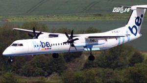 Clip: Đâm phải chim, máy bay Anh hạ cánh khẩn cấp