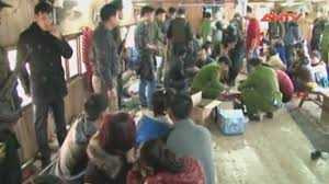 Tóm gọn 62 con bạc 'sát phạt' trên sông Hồng