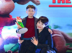 Vợ và con trai đầu của Xuân Bắc lần hiếm hoi dự sự kiện