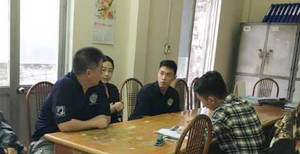 Truy tìm xe taxi 'chôm' điện thoại của cô gái Hàn Quốc