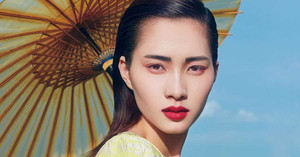 Hoa hậu Đặng Thu Thảo khoe nhan sắc biến hoá đầy lạ lẫm