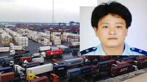 Bắt khẩn cấp cán bộ hải quan TP.HCM cùng hàng chục phong bì chứa tiền tỷ