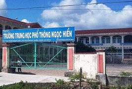 Thầy giáo đánh cắp đề thi 'gạ tình' 7 nữ sinh lớp 12