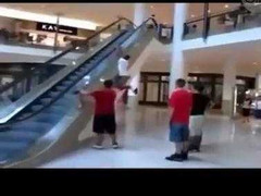 Những video hot nhất trên Facebook ngày 11/1