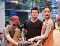 Lê Thúy chính thức sang Milan làm việc