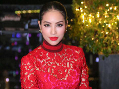 Phạm Hương đẹp không tì vết với hàng hiệu trăm triệu